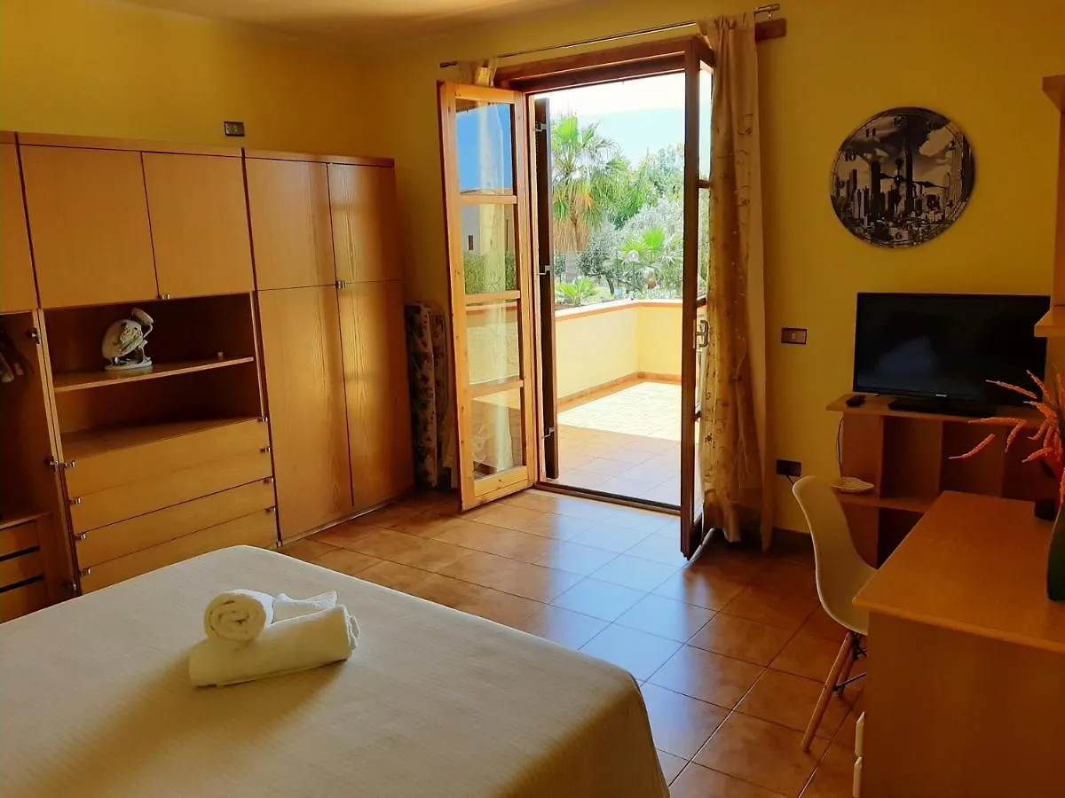 Bed and Breakfast Casanonnavittoria Terrasini
