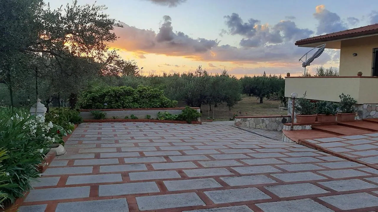 Bed and Breakfast Casanonnavittoria Terrasini Italia
